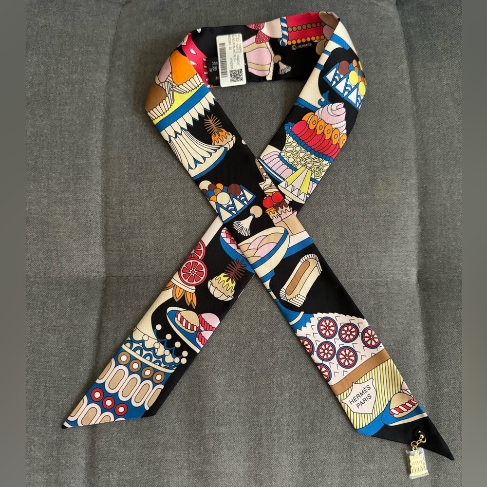 Hermes La Patisserie Francaise charm Twilly